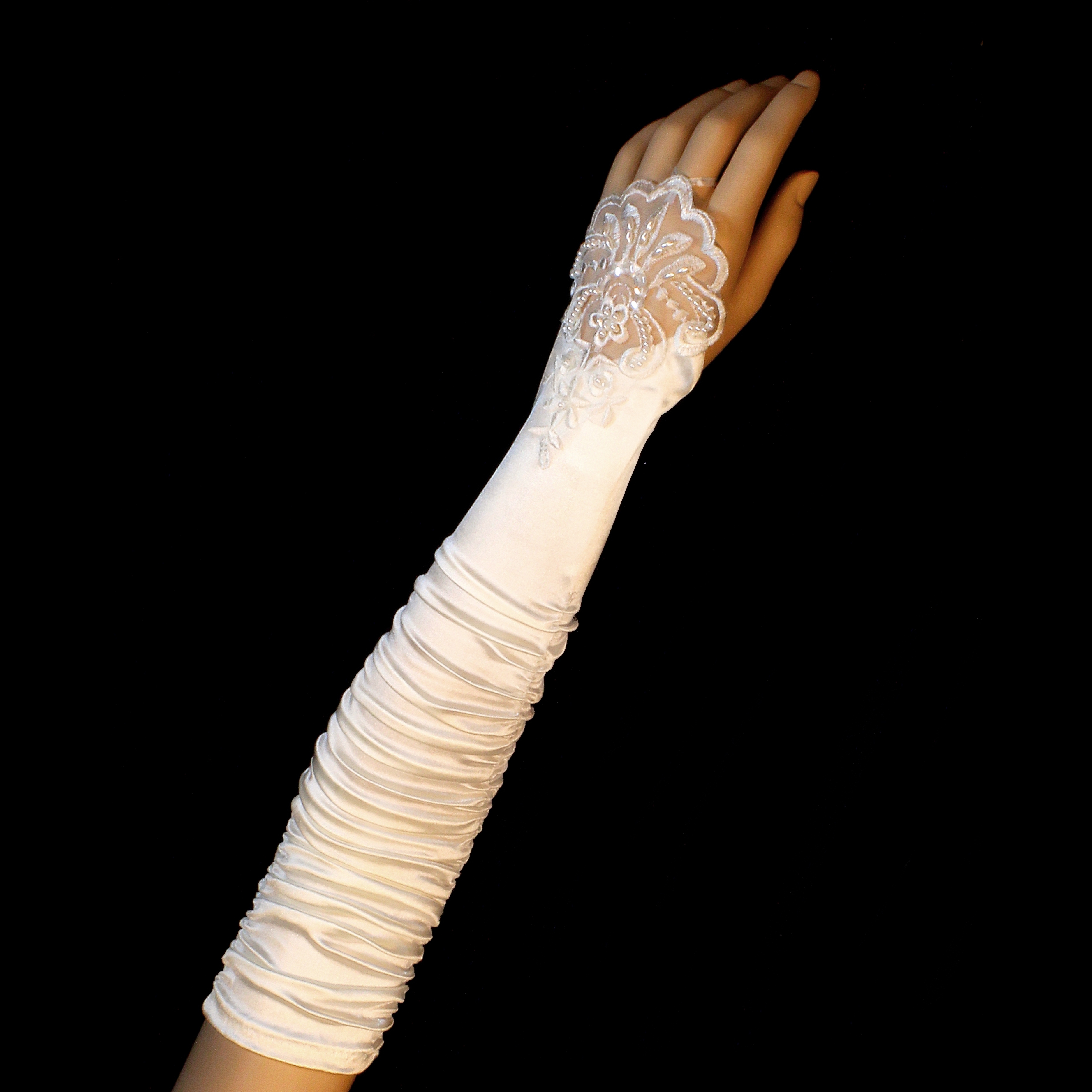 Gloves & Hand Jewelry